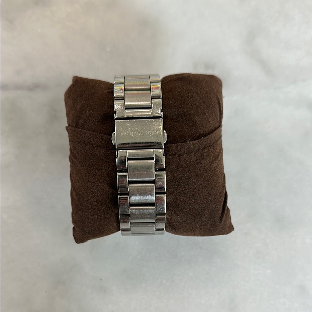 Michael Kors Silver Chronograph Watch with Crystal Details - Picture 2 of 10